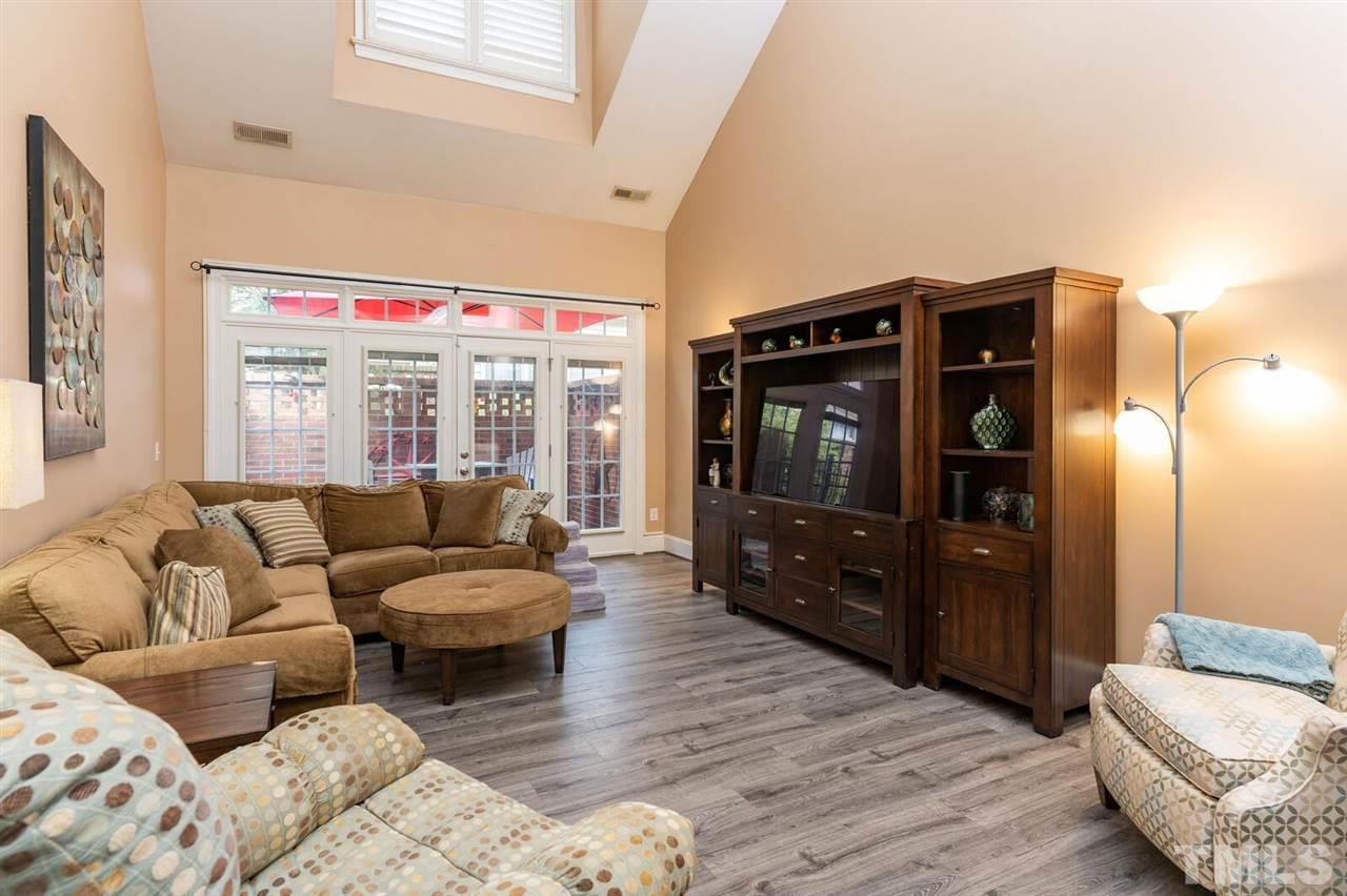 107 Dungarven Loop Cary, NC 27513 - Photo 10 of 30