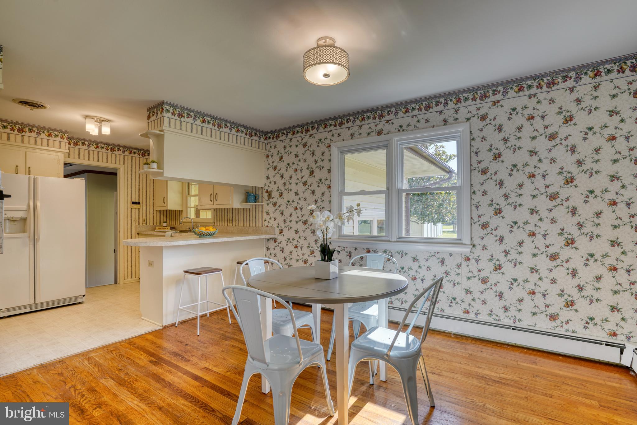 4 Nanticoke Road Cambridge, MD 21613 - Photo 25 of 57 Dining room