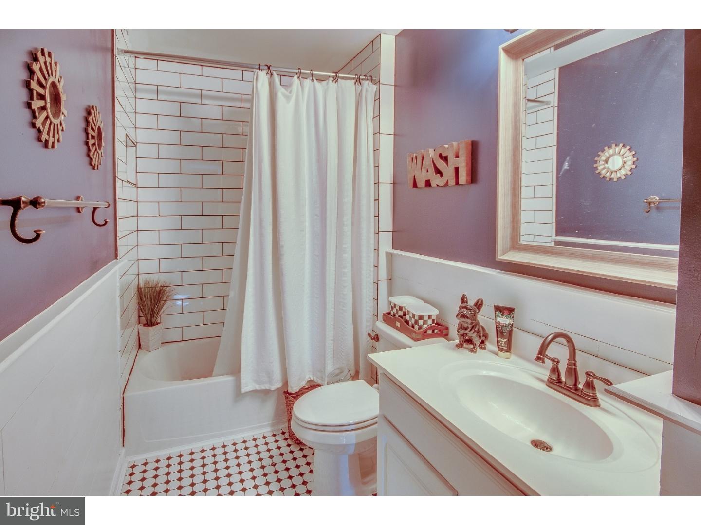 304 Cochrane Road Perkasie, PA 18944 - Photo 20 of 25 Bathroom