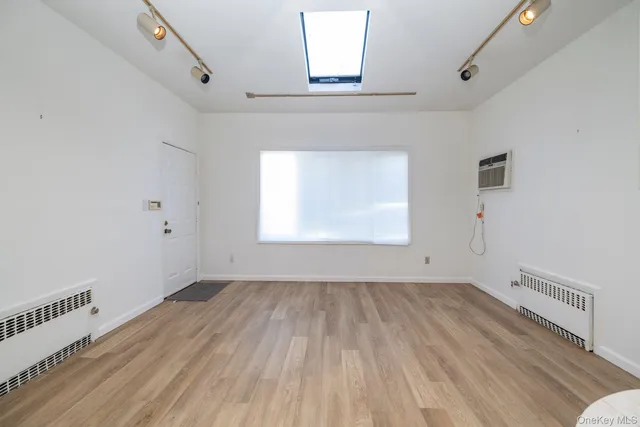 $1,298,000 | 888 Cambridge Road, Woodmere, NY 11598