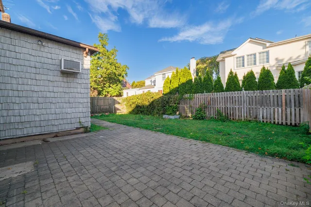 $1,298,000 | 888 Cambridge Road, Woodmere, NY 11598