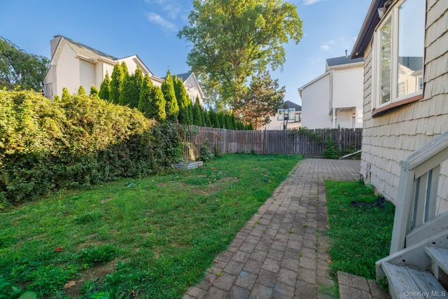 $1,298,000 | 888 Cambridge Road, Woodmere, NY 11598