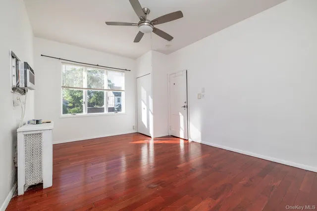 $1,298,000 | 888 Cambridge Road, Woodmere, NY 11598