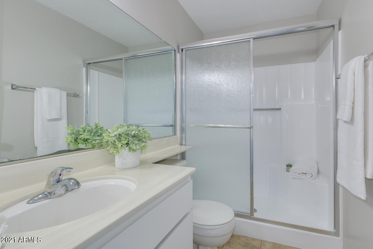 813 West Rice Drive Tempe, AZ 85283 - Photo 17 of 30 19-rice
