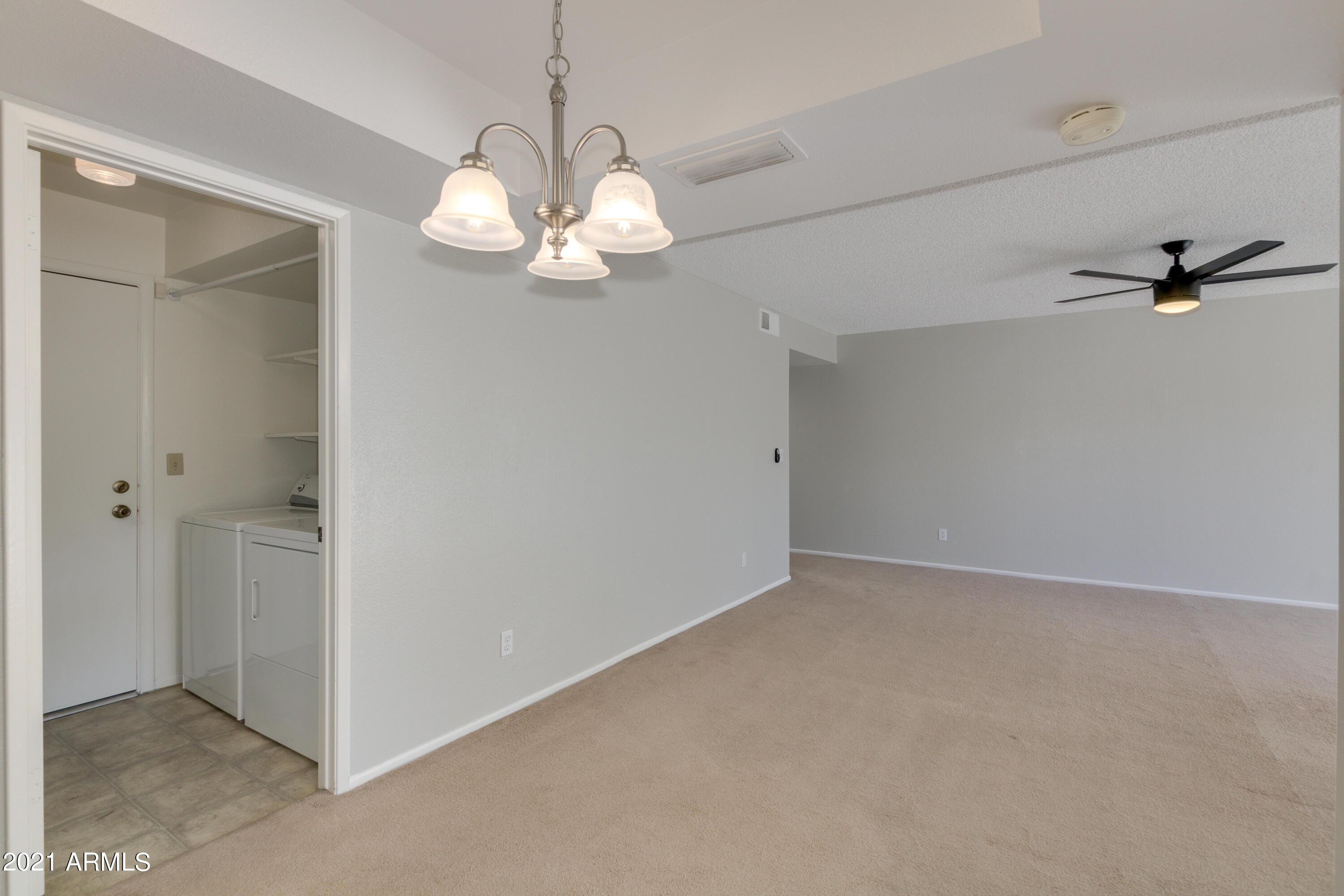 813 West Rice Drive Tempe, AZ 85283 - Photo 8 of 30 10-rice