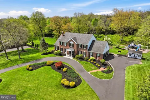 $1,370,000 | 1211 Turnbury Lane, Lower Gwynedd, PA 19454