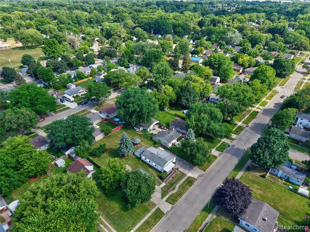 3710 Branch Road Flint, MI 48506 - Photo 13 of 46
