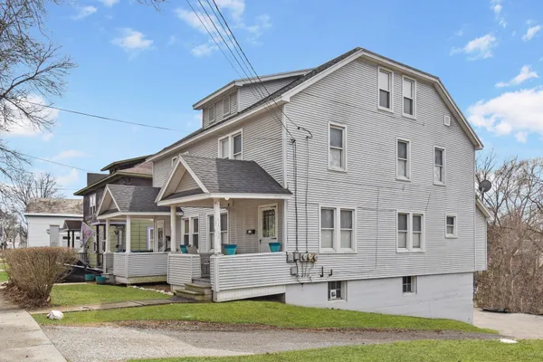 $325,000 | 107 Grove Street, Rutland, VT 05701