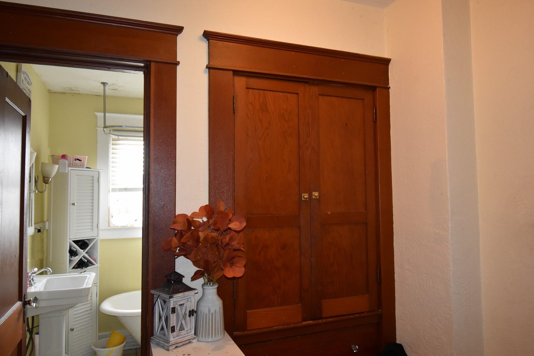 107 Grove Street Rutland, VT 05701 - Photo 9 of 18