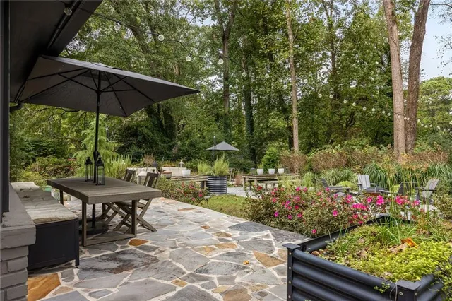 a view of a house with sitting area