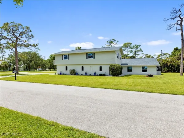 $599,000 | 3704 Blue Heron Drive, Fort Myers, FL 33908