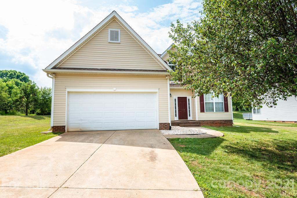 1709 Piper's Ridge Circle Northwest Conover, NC 28613 - Photo 1 of 41 Gallery Image 1