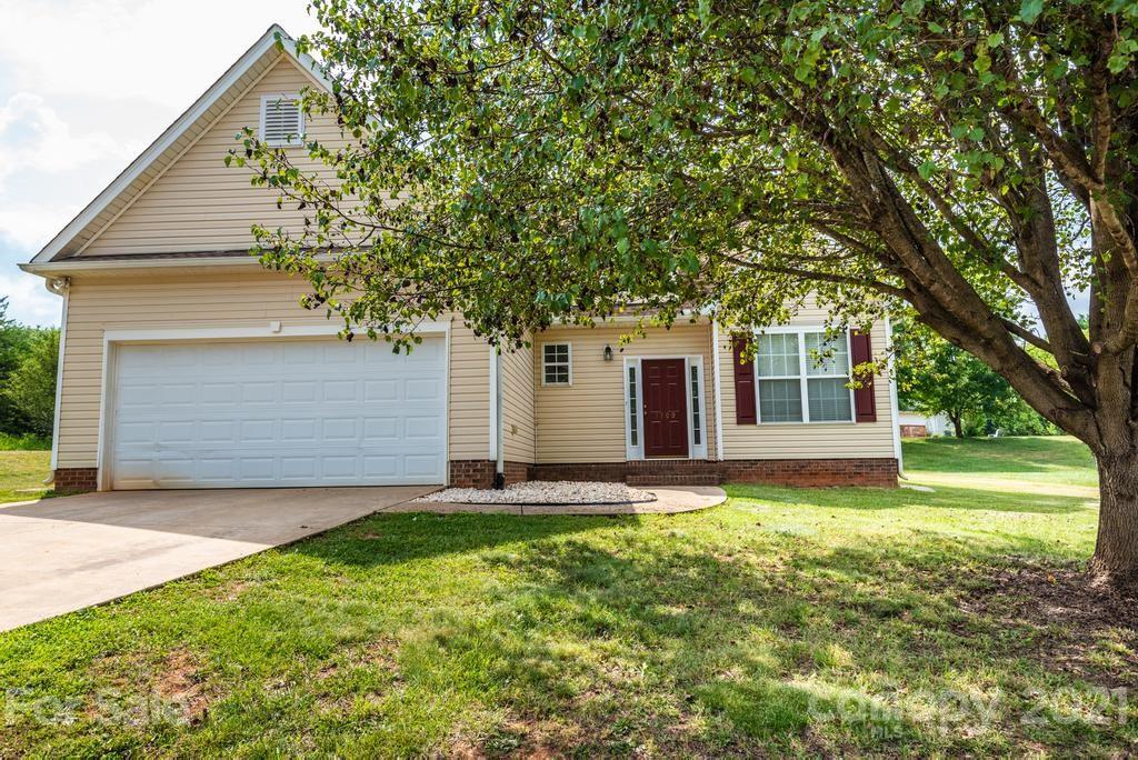 1709 Piper's Ridge Circle Northwest Conover, NC 28613 - Photo 2 of 41 Gallery Image 2