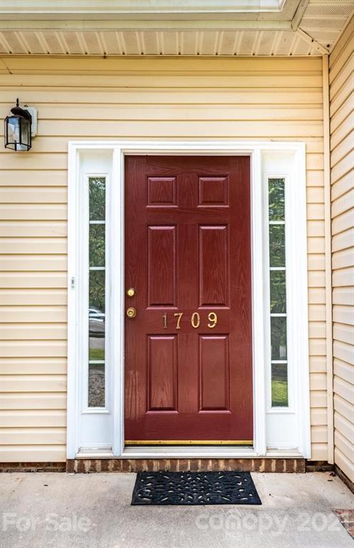 1709 Piper's Ridge Circle Northwest Conover, NC 28613 - Photo 5 of 41 Gallery Image 5