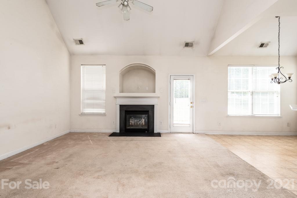 1709 Piper's Ridge Circle Northwest Conover, NC 28613 - Photo 8 of 41 Gallery Image 8