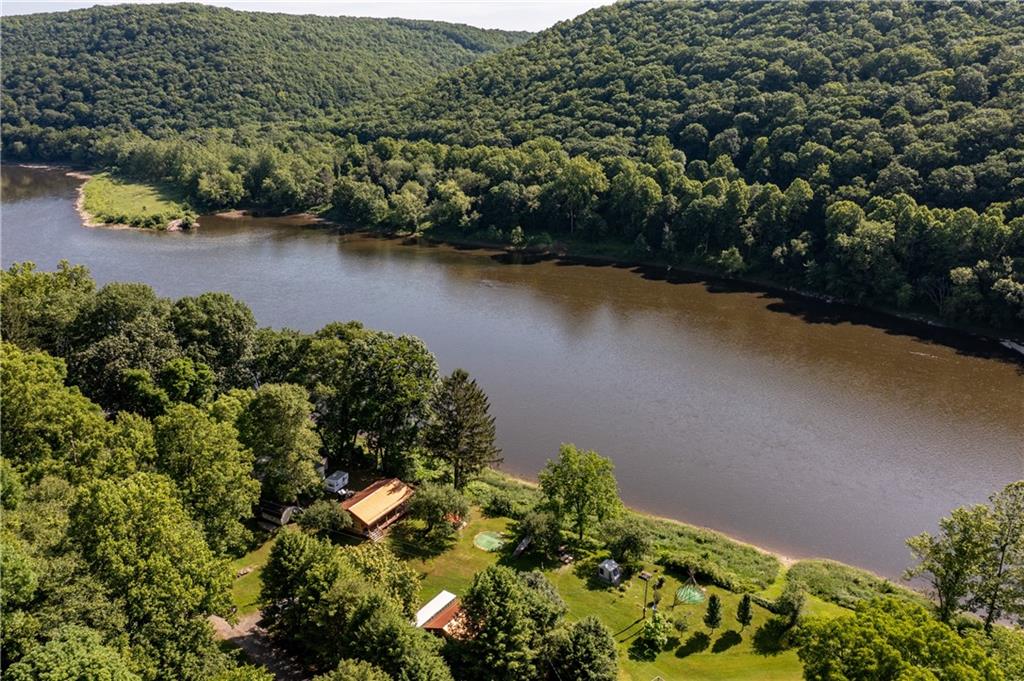 470 Truitt Road Kennerdell, PA 16374 - Photo 3 of 49 Scenic Allegheny River/ 212 feet of River front property!