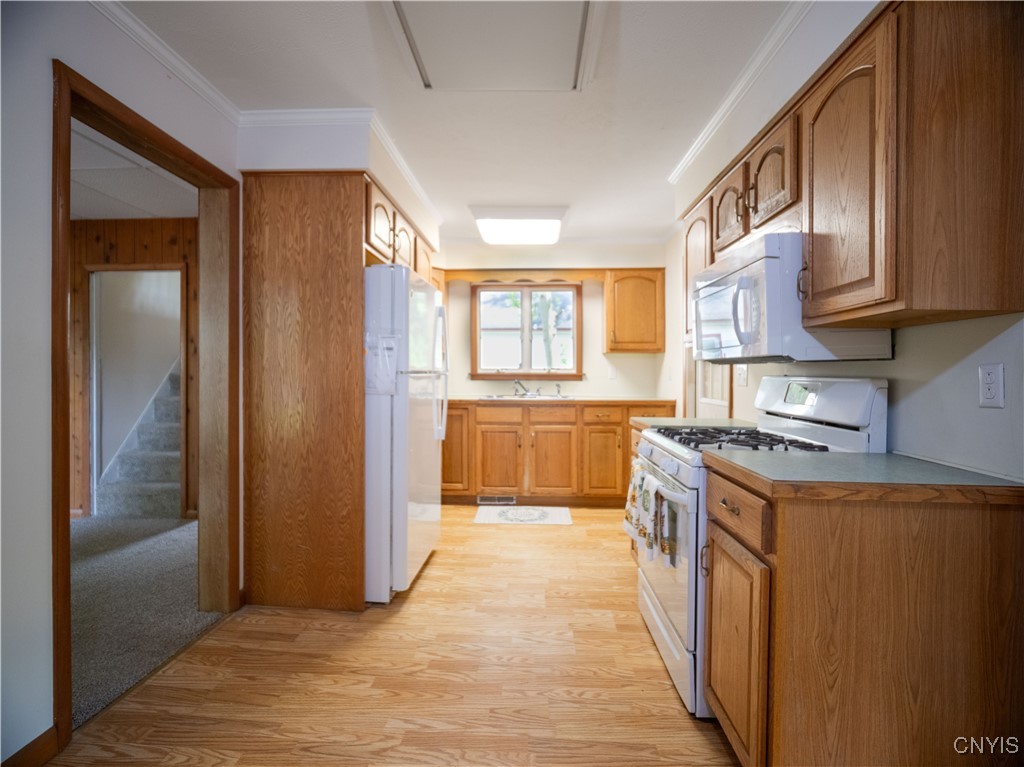 3796 Prospect Street Vernon, NY 13421 - Photo 14 of 43