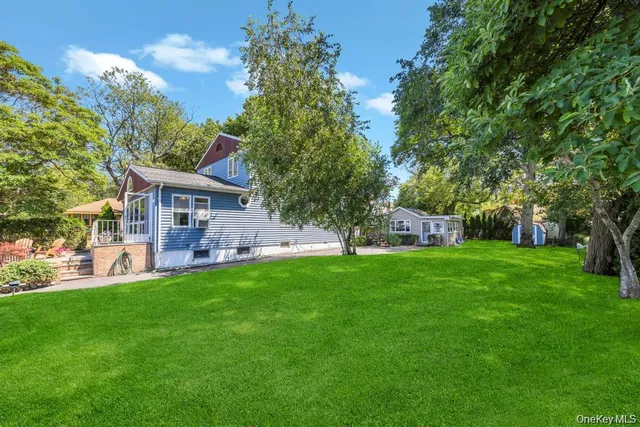 $750,000 | 120 Soundview Drive, Rocky Point, NY 11778