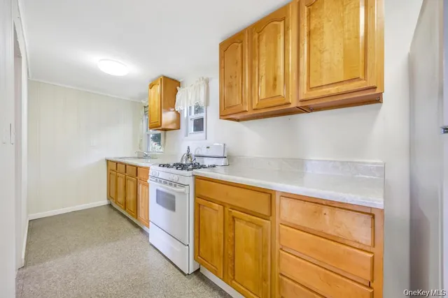 $750,000 | 120 Soundview Drive, Rocky Point, NY 11778