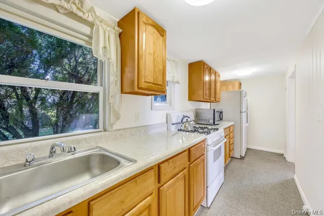 $750,000 | 120 Soundview Drive, Rocky Point, NY 11778