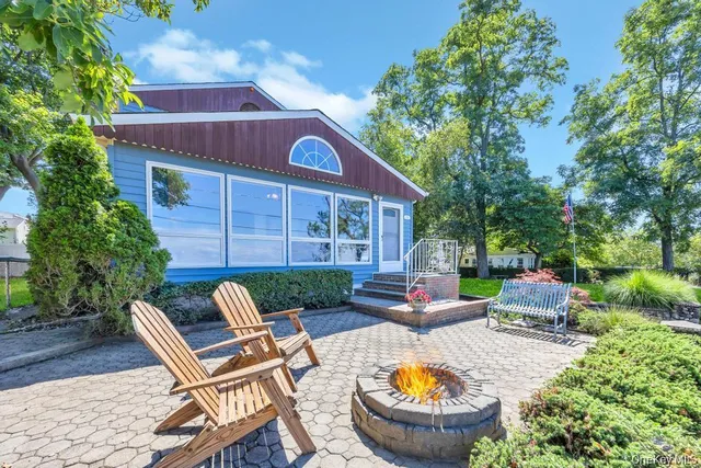 $750,000 | 120 Soundview Drive, Rocky Point, NY 11778