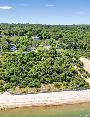 $750,000 | 120 Soundview Drive, Rocky Point, NY 11778