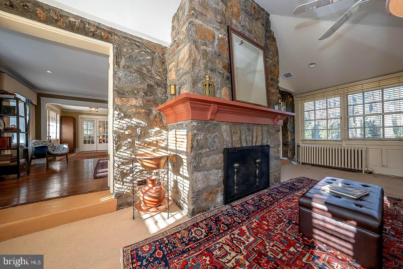 1002 Twyckenham Road Media, PA 19063 - Photo 10 of 45 Sun Room/Family Room with vaulted ceiling