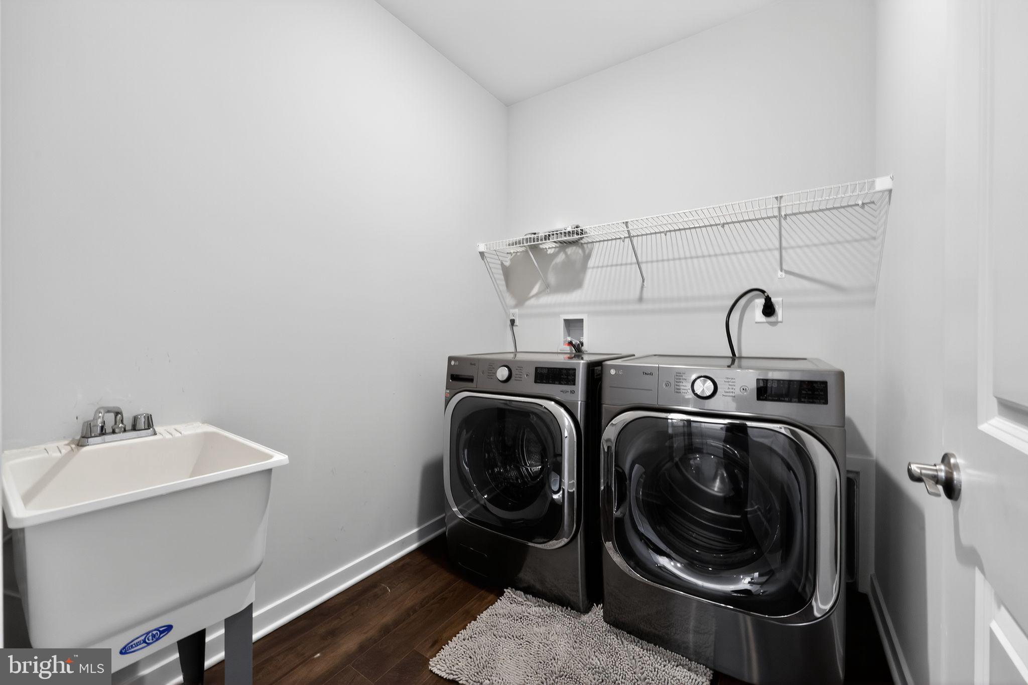 103 Congressional Court Moorestown, NJ 08057 - Photo 24 of 31 a utility room with dryer and washer