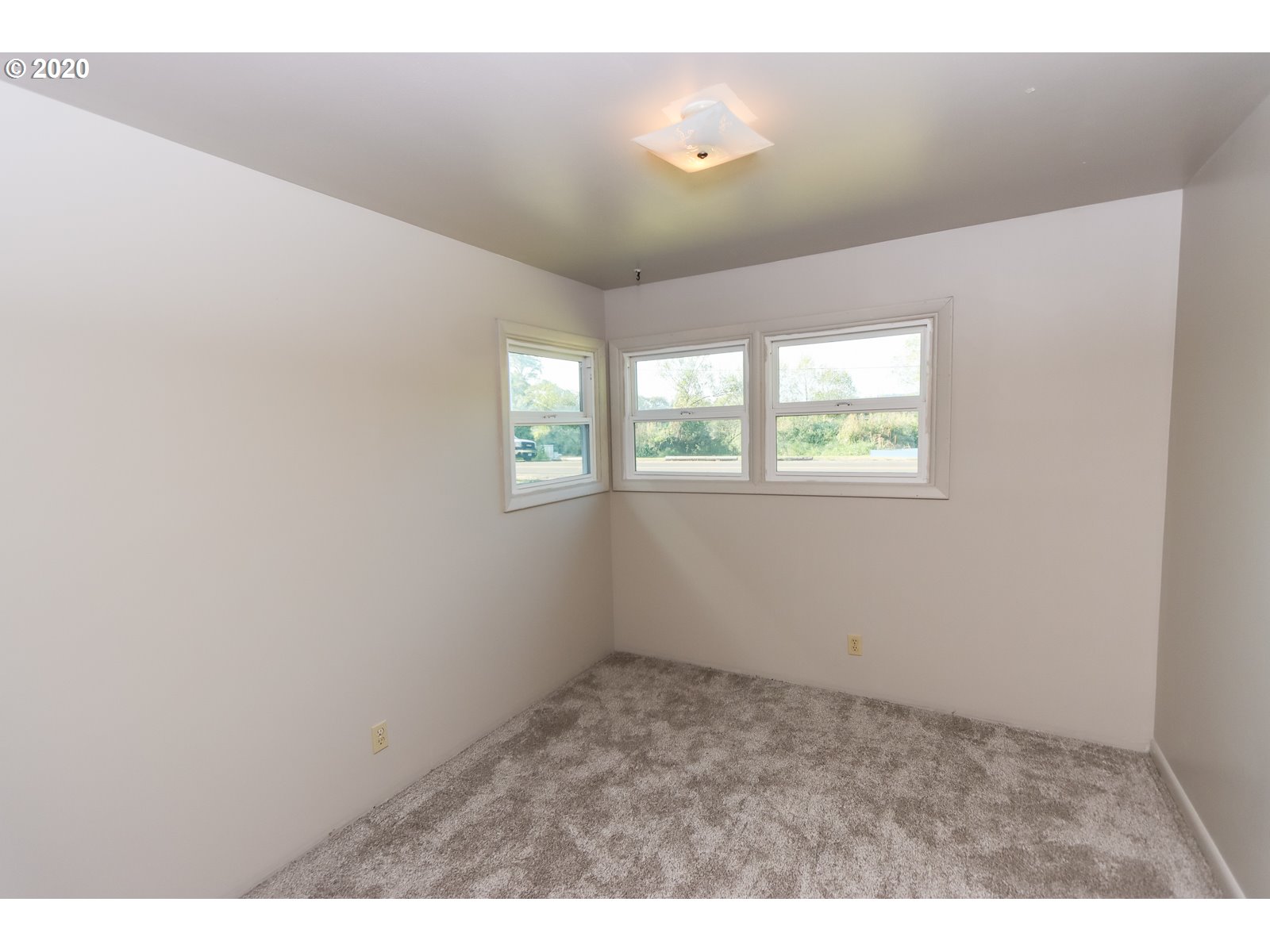 2310 Nielsen Road Tillamook, OR 97141 - Photo 17 of 28