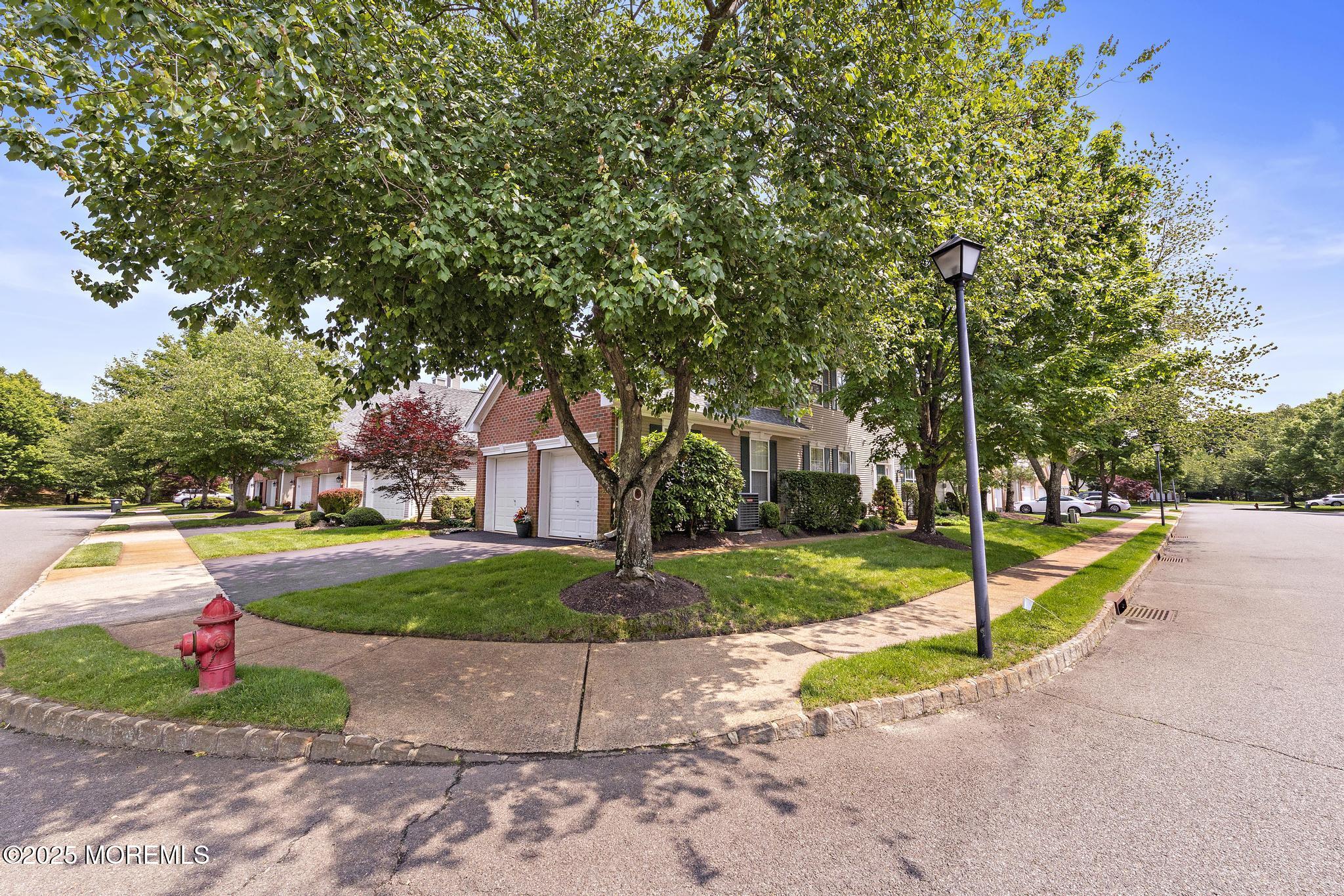 2420 Robin Way Manasquan, NJ 08736 - Photo 8 of 57 End Unit!