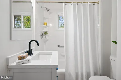 $725,000 | 3013 Ferndale Street, Kensington, MD 20895