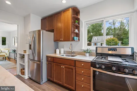 $725,000 | 3013 Ferndale Street, Kensington, MD 20895