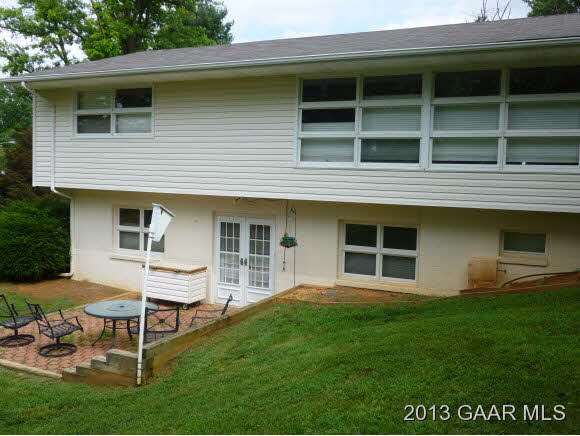 882 Shawnee Road Waynesboro, VA 22980 - Photo 6 of 7 Gallery Image 6
