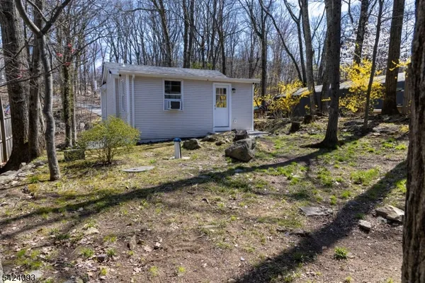 $2,250 | 102 Dartmouth Trail, Hopatcong, NJ 07843