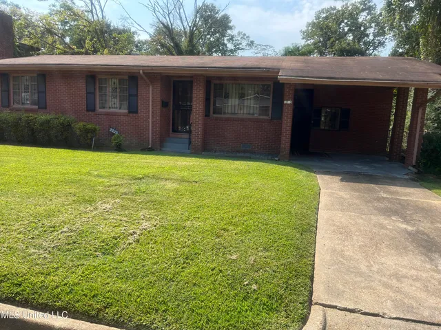 $115,000 | 2215 Margaret W Alexander Drive, Jackson, MS 39213