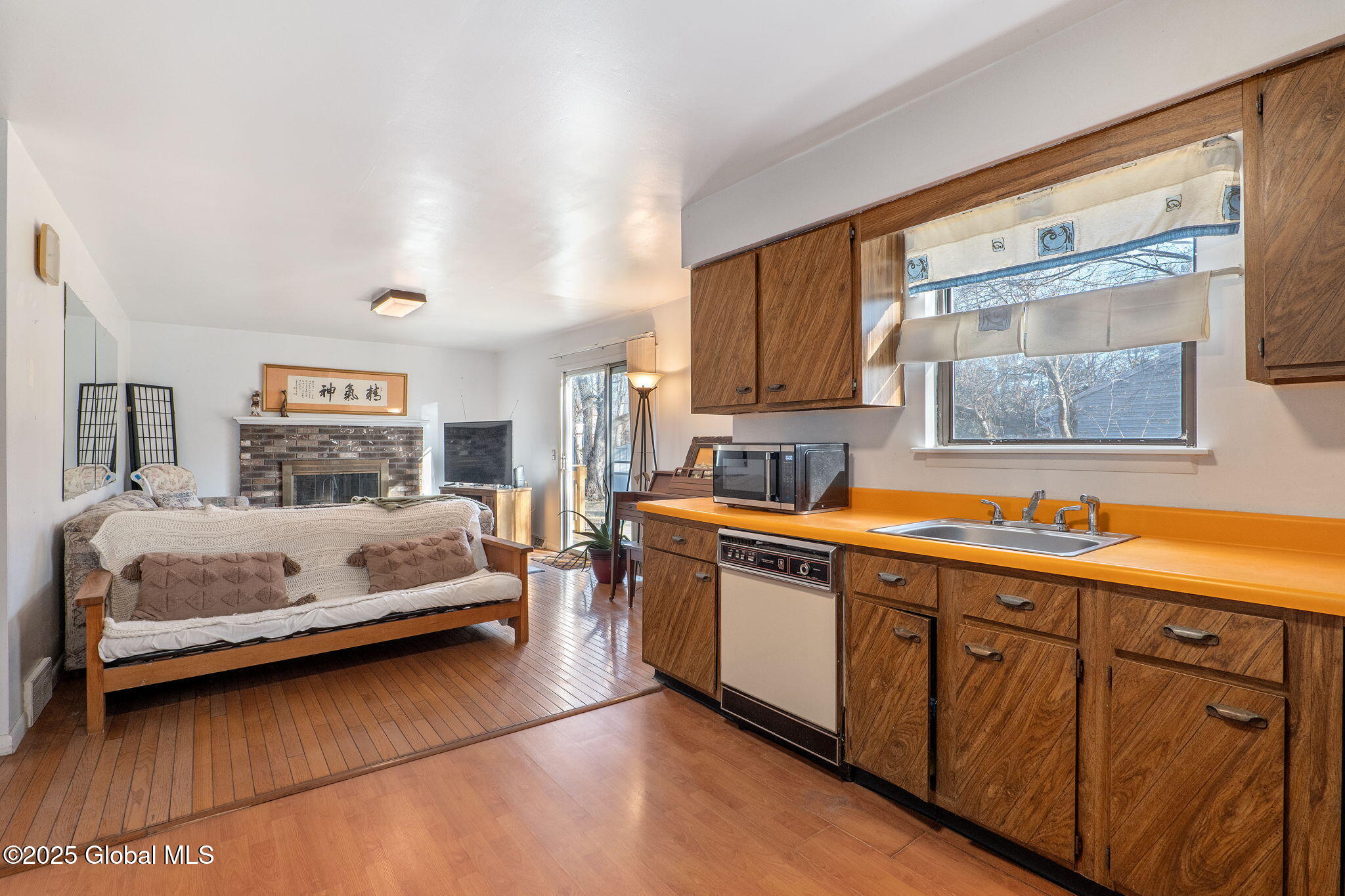 5 Hancock Drive Bethlehem, NY 12077 - Photo 7 of 26 15-5HancockDr_15