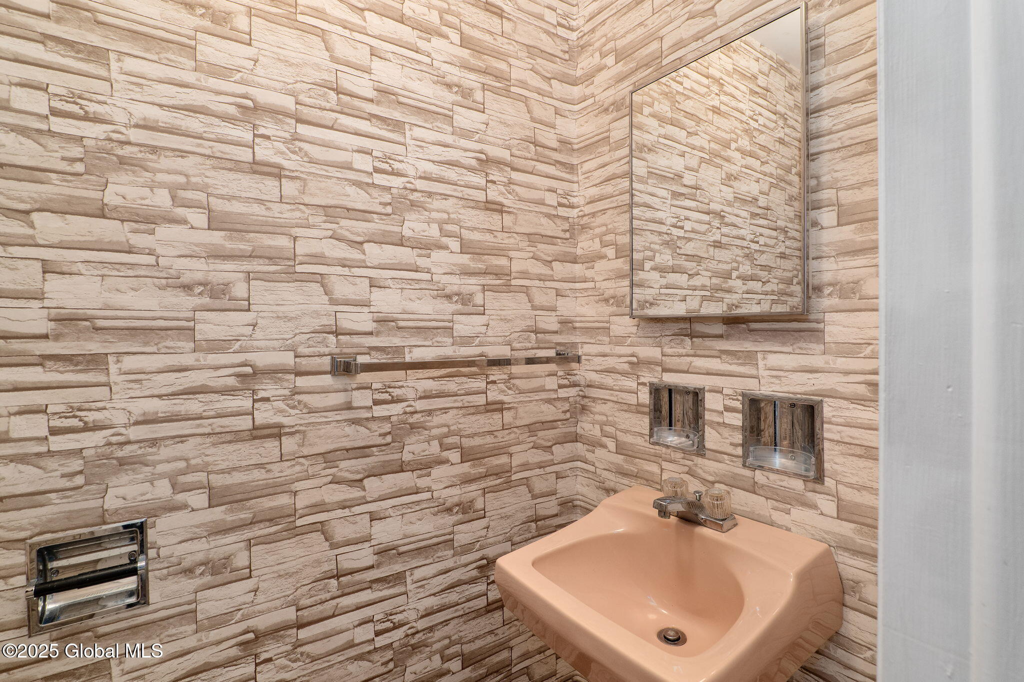 5 Hancock Drive Bethlehem, NY 12077 - Photo 10 of 26 20-5HancockDr_20