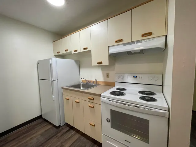 $1,602 | 30 Hanover Street, Unit 207, Manchester, NH 03101