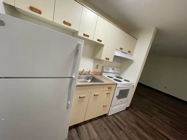 $1,602 | 30 Hanover Street, Unit 207, Manchester, NH 03101