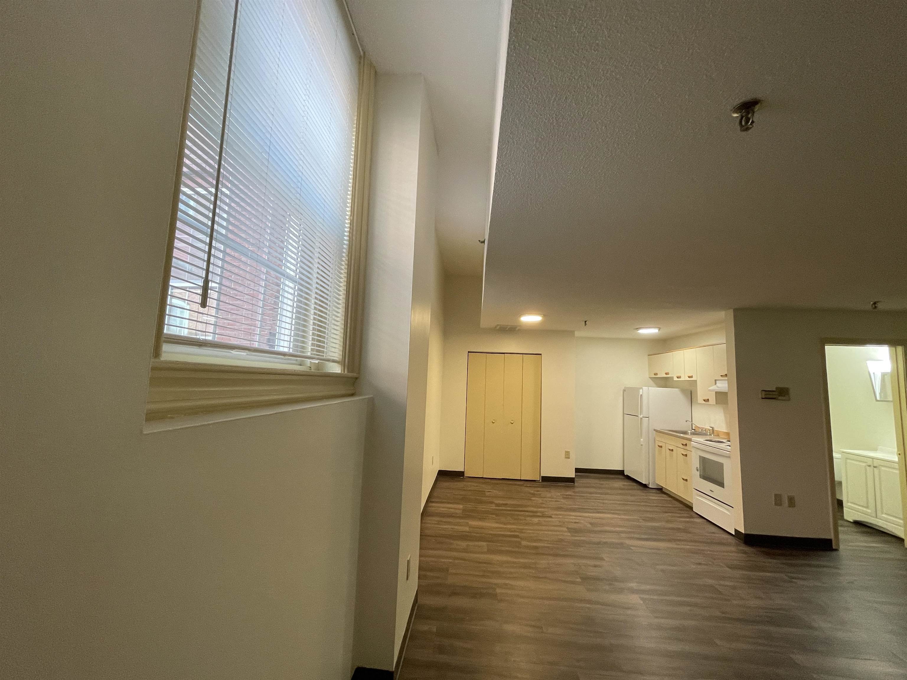 30 Hanover Street, Unit 207 Manchester, NH 03101 - Photo 22 of 39