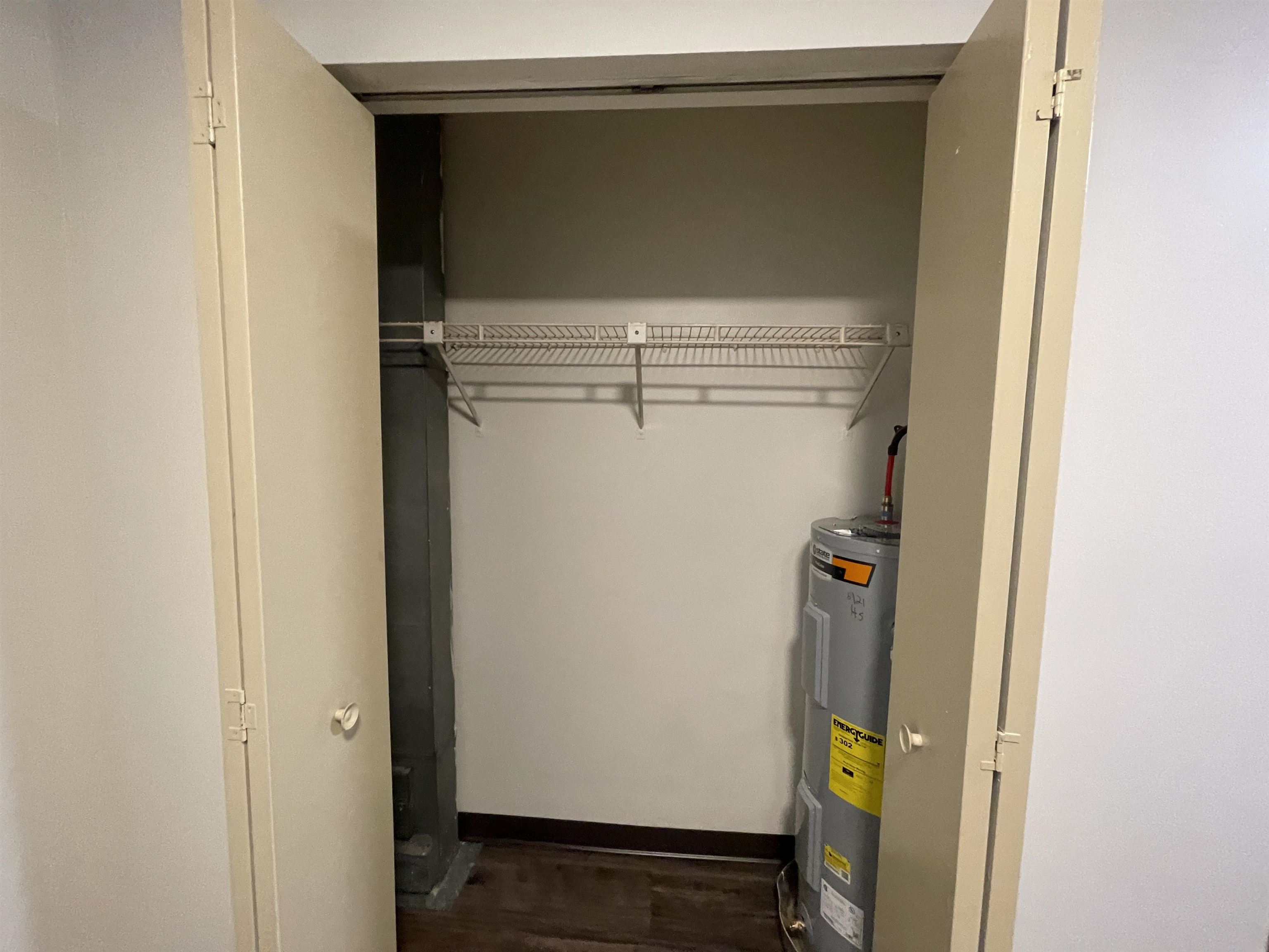 30 Hanover Street, Unit 207 Manchester, NH 03101 - Photo 25 of 39