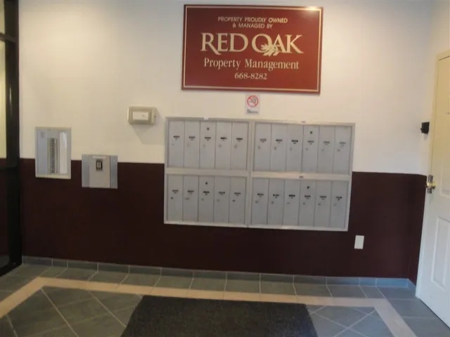 $1,602 | 30 Hanover Street, Unit 207, Manchester, NH 03101