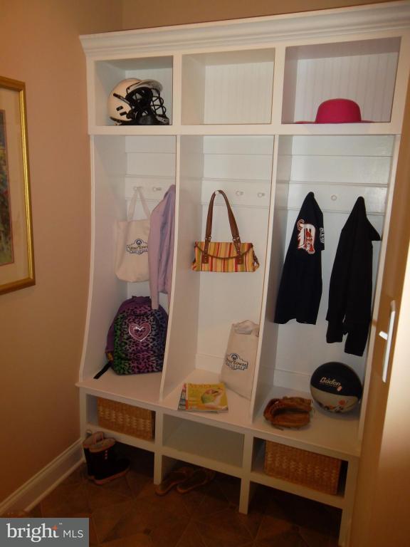 52 Bossler Road Elizabethtown, PA 17022 - Photo 3 of 18 Gallery Image 3