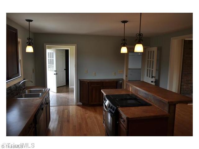 Kitchen. 