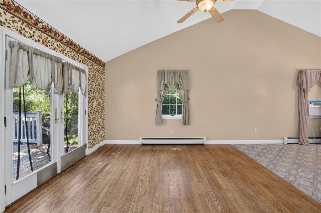 65 Phaeton Rock Road Lynn, MA 01904 - Photo 10 of 38