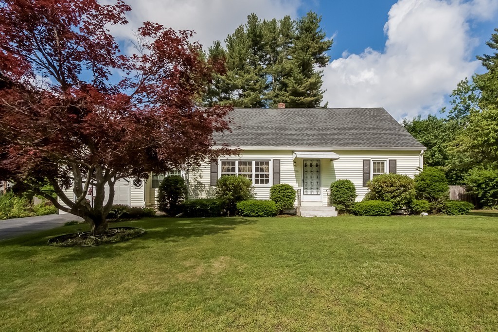 100 Flint Street Springfield, MA 01129 - Photo 2 of 24