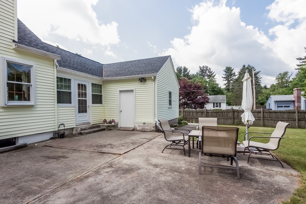 100 Flint Street Springfield, MA 01129 - Photo 21 of 24