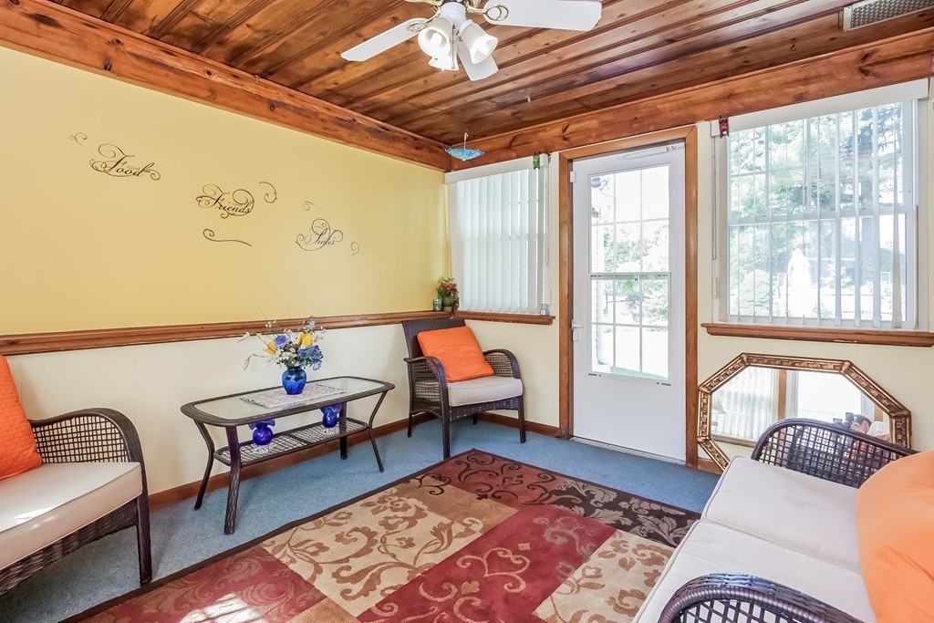 100 Flint Street Springfield, MA 01129 - Photo 5 of 24