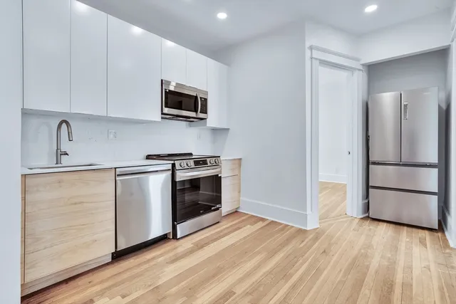 $3,400 | 1082 Commonwealth Avenue, Unit 306, Boston, MA 02215