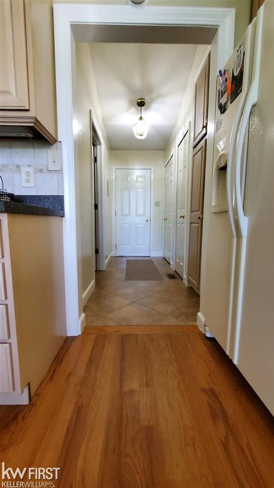 8414 West Dodge Road Montrose, MI 48457 - Photo 14 of 95 50046057-13.JPG
